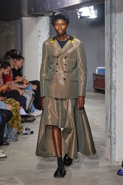 Look 23